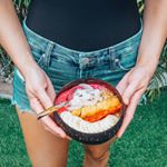 Bali is known for their "nalu bowls" which is basically a thick smoothie with delicious toppings, served in a coconut bowl! 🌴 Nalu is the Hawaiian word for "wave" - so it's an appropriate treat anywhere on Bali while you watch surfers from the perfect sand beaches. This one is from @nalubowls - it's called the "Uluwatu"! 🍍
......................................................................................
#sheisnotlost #girlsthatwander #girlaroundworld #TheTravelWomen #stayandwander #gltLOVE #wanderlust #LittleJTravels #travelgram #travel #Bali #Uluwatu #NaluBowl