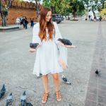 A bird in the hand is worth two...wait, one bird in EACH hand is... okay I don't know where I'm going with this, but I do know that feeding the pigeons at the Phae Gate in Chiang Mai was WAY more thrilling than I thought it would be! Sometimes you gotta grab some hand sanitizer and live a little! 😂 ......................................................................................
#sheisnotlost #girlsthatwander #girlaroundworld #TheTravelWomen #stayandwander #gltLOVE #roamtheplanet #earthfocus #wonderful_places #wanderlust #LittleJTravels #travelgram #travel #lostinThailand #Thailandinsider #amzthld #ChiangMai #feedingpigeons #PhaeGate