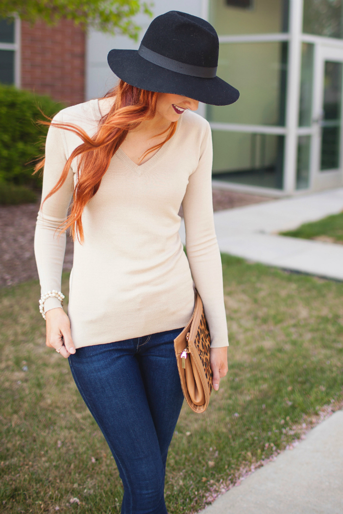 one sweater, two ways | www.LittleJStyle.com