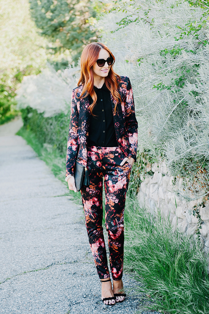 floral pantsuit | www.LittleJStyle.com