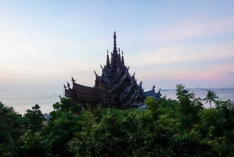 Little J Travel Diary: Pattaya Thailand