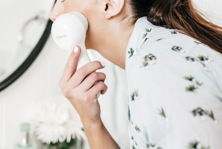 Conair True Glow Sonic Facial Brush | Little J Style